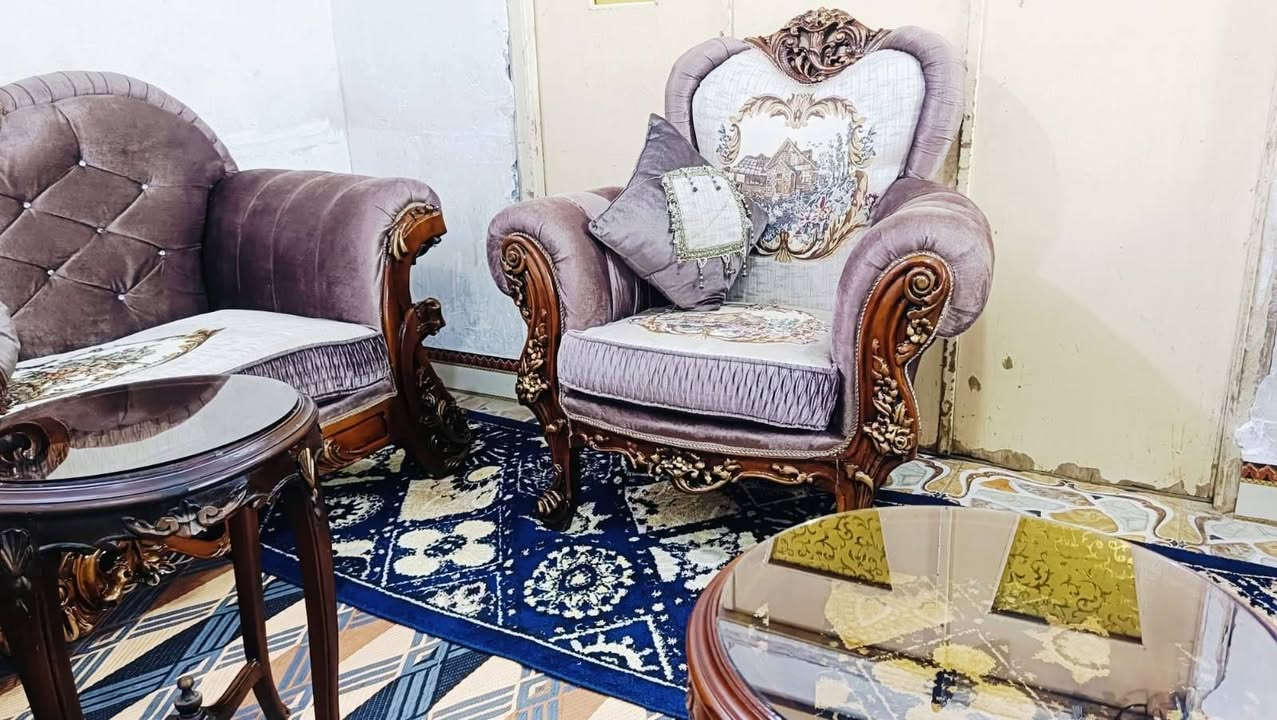 تخم 12 مقعد ملكي زان تركي تزكام درجه اوله معه طبلات 3 وكوشات هديه اسعر 425 لعنوان كربلاء بدايت امن اداخلي يوجد توصيل ***********
