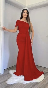 فساتين • مقاس 38 • مجسمات