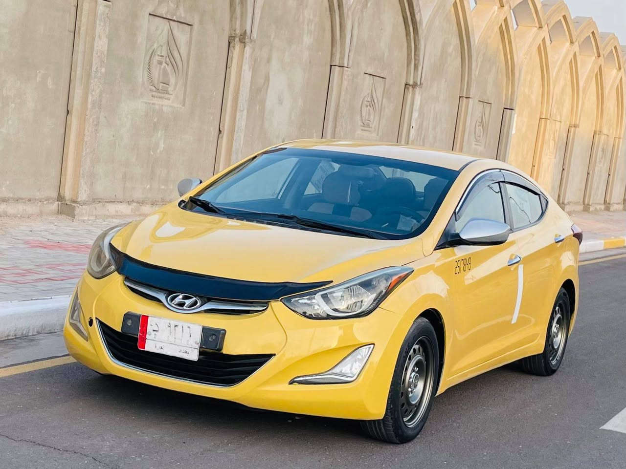 السلام عليكم للبيع هونداي لنترا مديل 2016 وارد أمريكي حادثه دور خلفي عكس سايق بدون دواخل فقط  مكفوله كفاله عامه من ضربه وتبديل  موصفاته شاشه كامره + تدفه دخل رصاصي صاج اشاير بل مري  مكينه 1800  رقم بغداد سنويه لغاية 27 مصفره هيه وغرمات السياره جديده حيل وجاهزه واي نقص مابيه كير مكينه مكفولات حداديه تخم تاير تدفه تبريد ثلج السعر 117 لاستفسار اكثر لاتصال على الرقم *********** مكان السيارة كربلاء مكلف بل نشر
