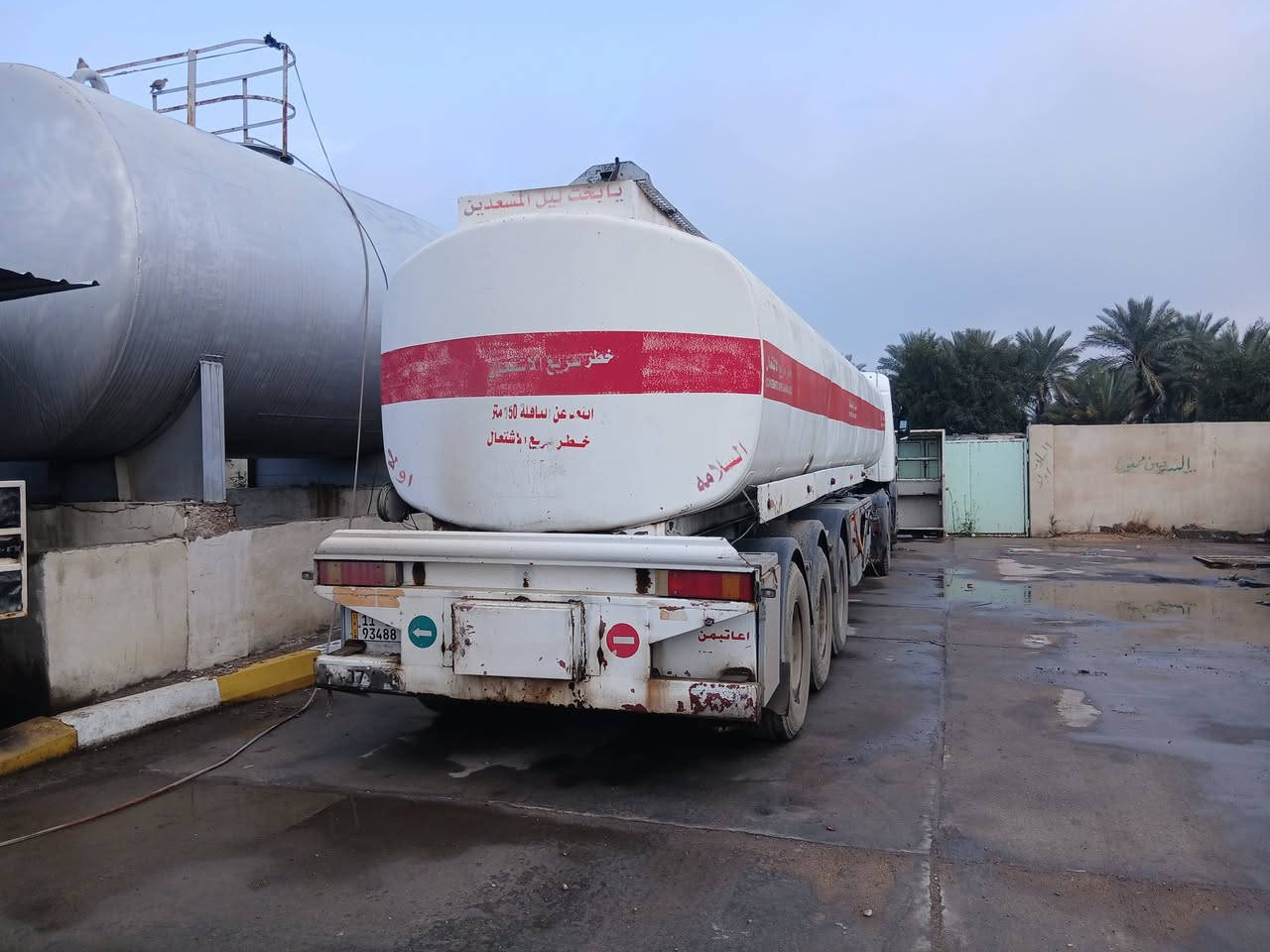 سكانيه البيع ٢٠٠٤ كامله تخم تاير مكينه وكير خير من الله سعر ١٨٠$ ***********
