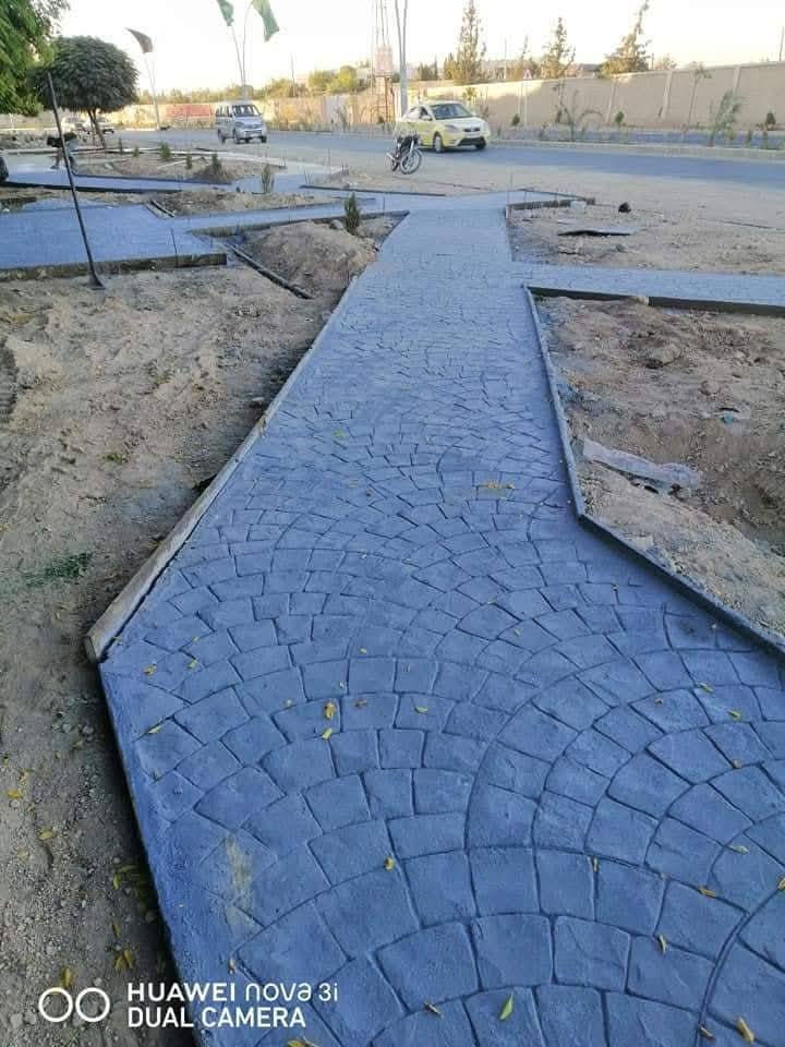💎 نقوم بتنفيذ اعمال الباطون المطبع العادي والملون 
المنازل , الفلل , الحدائق , المداخل ....
وذلك من خلال نموذج من اختياركم او تصميمكم مع تحديد الالوان .
✅ يتم التنفيذ خلال المدة المتفق عليها بشكلٍ مسبق.
✅ توجد الكثير من صور الكاتالوغات يمكنك طلبها من خلال الواتساب .
✅ يمكنك تقديم نموذج معين ونقوم بتنفيذه.
✅ يمكنك الاتصال والاستفسار خلال ايام الاسبوع من  السبت إلى الخميس 
اتصل بنا
*********** 
#الباطون_المطبع #باطون #ديكورات #ديكورات_خارجية ￼⁨
