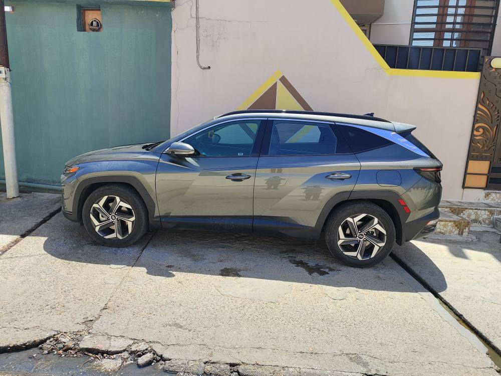 Huyndai Tucson Limited 2022
Tel:_***********
الفئه:- -Limitid فول مواصفات 
 وارد امريكي  🇺🇸
المحرك :- i4  2.5L
العداد :-29.000
المواصفات 1/1
بانوراما بصمه تشغيل 
تشغيل عن بوعد
سيستم سماعات Bose 
(Remote Start) 
5 كاميرا 360 درجه
كاميرا مع اشاره 
شحن لاسلكي Wirles Charge
صندوق شفط كهربائي،
رادار  360 درجه 
رادار أمامي تفاعلي (تحديد مسار) 
رادار خلفي (تحذير من الاصطدام) 
رادار جانبي(نقاط عمياء) 
تبريد مركزي 
كشن خزن
كراسي هيتر وتبريد امامية
ستيرن هيتر 
كراسي تدفئة خلفي
اوتو هولد Auto
شاشه كبيرة لمس
مانع انزلاق
تحكمات استيرن
لايتات ليد 
Drive Mode:-smart- sport-normal
Apple Car play كركوك, العراق
