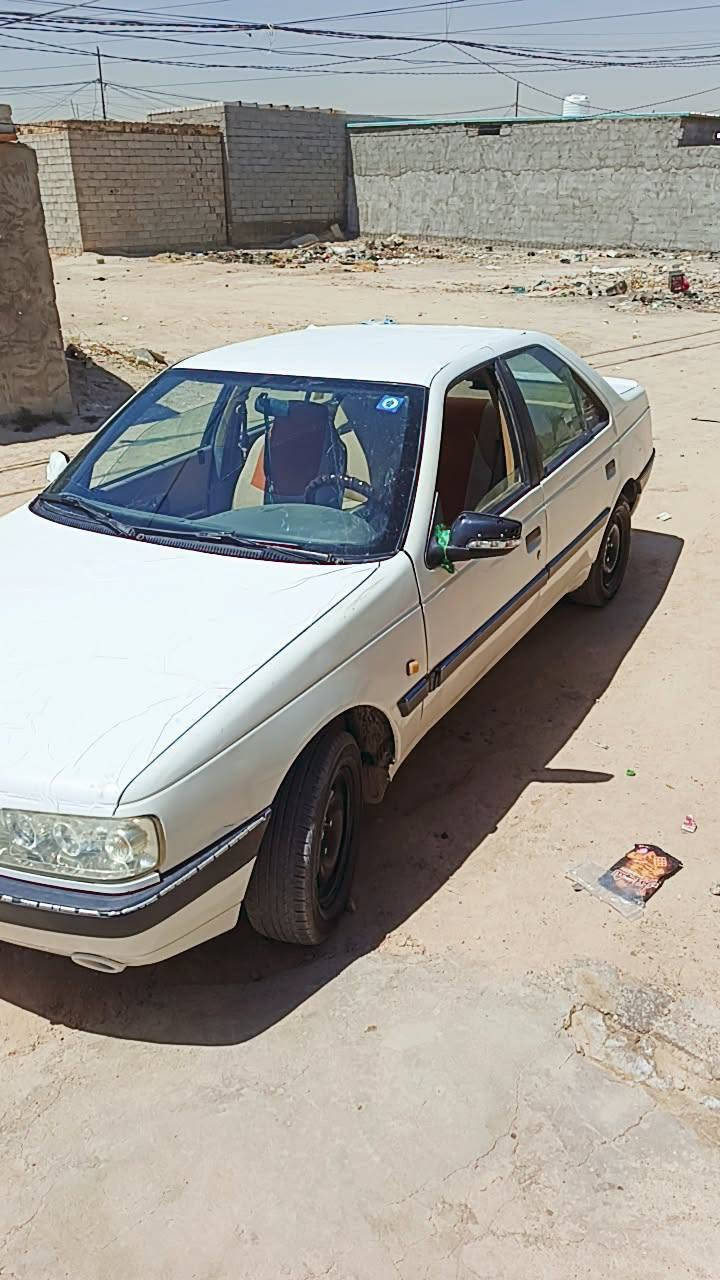 السلام عليكم بيجو موديل 11 سياره حلوه ونظيفه جير ومكينه مقفولات عايزه بس غاز للتبريد السعر 35 وبيها مجال قليل الاستفسار اتصل على الرقم***********
