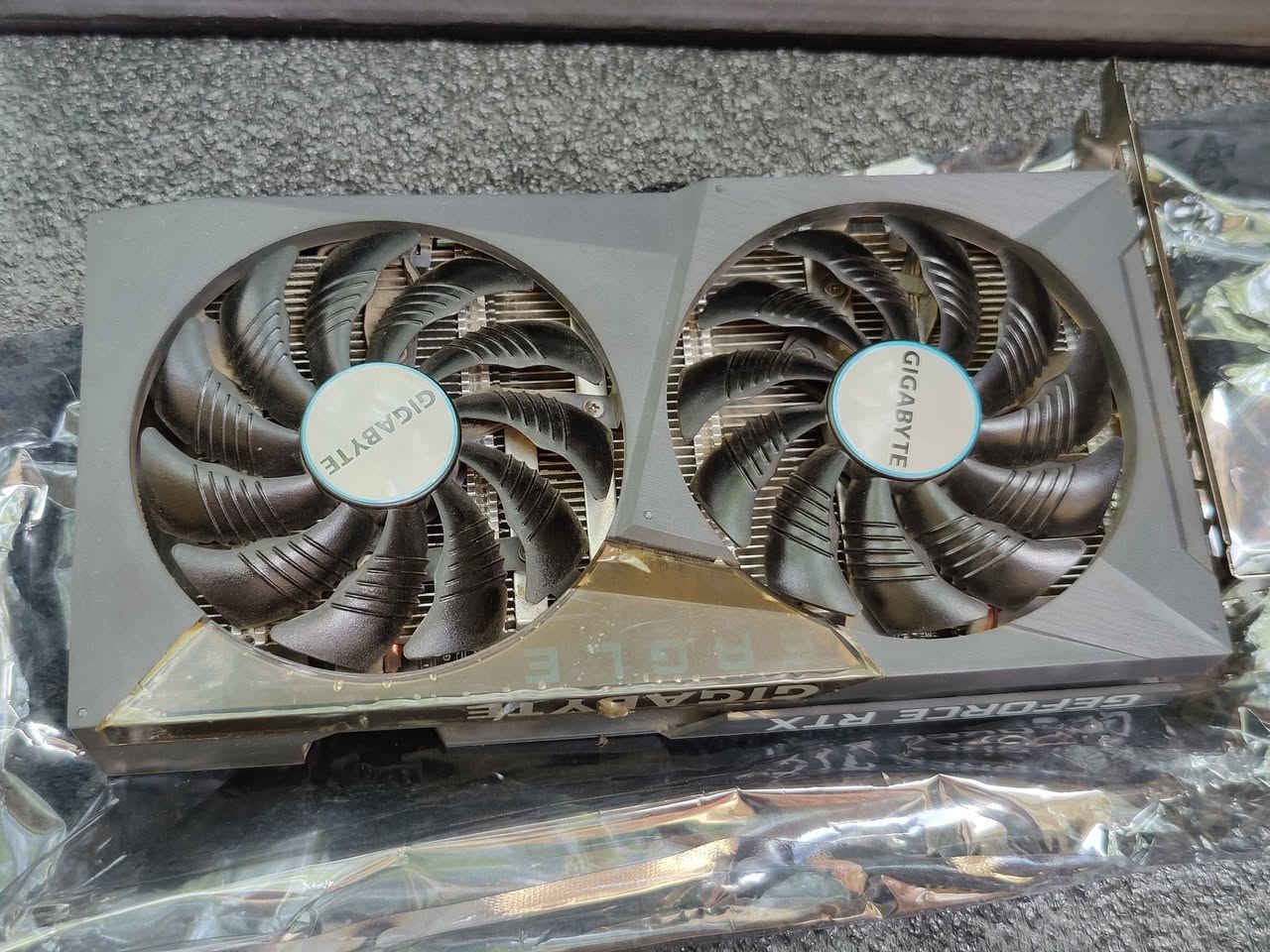 RTX 3050 8GB EAGLE GIGABYTE 

كرت شاشة غير مفتوح ومكفول استخدام شخصي 
مع العلبة الاصلية 
السعر 260 الف  يتوفر توصيل بغداد, العراق


**إذا كنت صاحب هذا الإعلان وتريد حذفه لأي سبب، رجاءا أرسل رسالة إلى الدعم الفني**