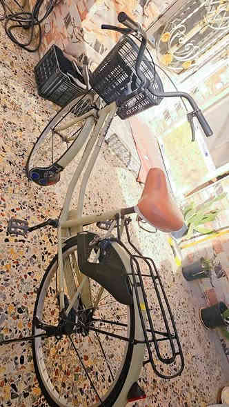 ✨السلام عليكم بايسكل للبيع حجم 26 بناتي نضيف جداا مكاني كريعات ***********.
