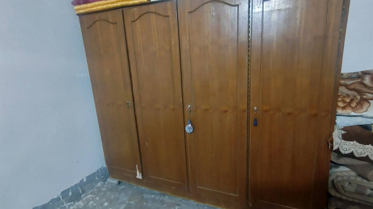 غرفه خشاب صاج نظيفه كامله السعر خاص ***********الرقم
كركوك
