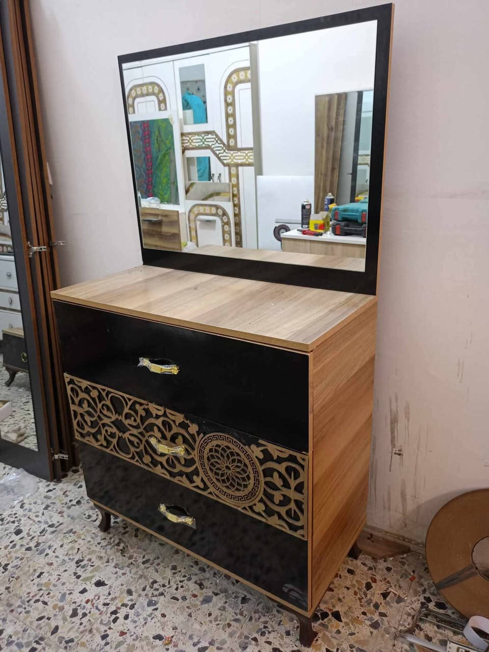 غرفة تركي 🇹🇷 مستخدام 5 قطع  ✨✨
نضافه 90 💯
سلايت  💖
السعر 400💖💸
مع شد🪛 ونقل 🚚  مجاني  داخل بغداد  محافظات بكروه


**إذا كنت صاحب هذا الإعلان وتريد حذفه لأي سبب، رجاءا أرسل رسالة إلى الدعم الفني**