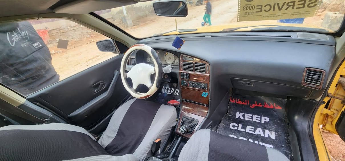 بيجو بارص ٢٠١٥ رقم قادسيه مكفولة عدة البنيد طاير وراجع نفسة ولهلالت معمرة جاهزة السعر ٣٠ مطلوبة هيئة ينزلن من السعر مكاني ديوانية للاستفسار اتصال ***********

