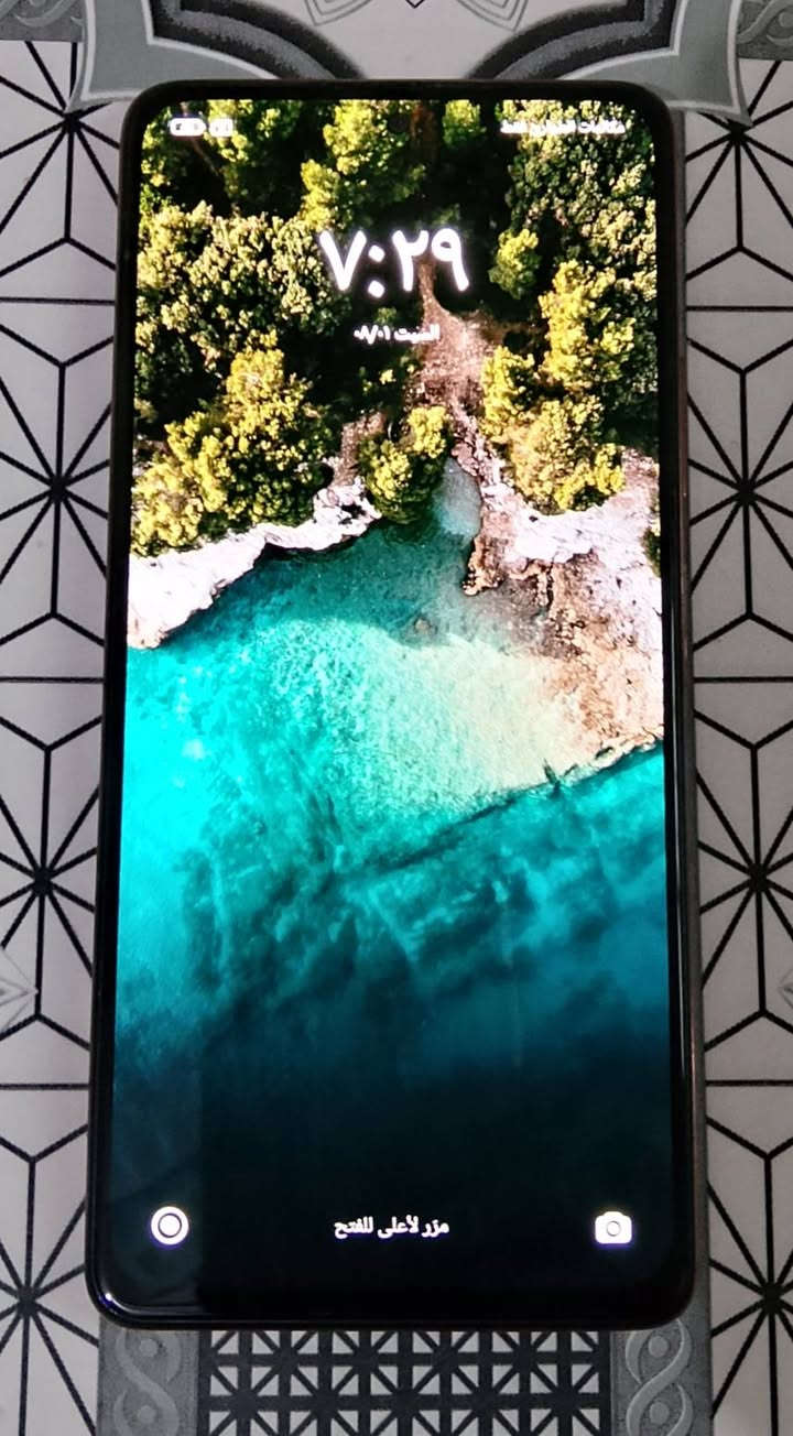 السلام عليكم 
جهاز للبيع ريدميRedmi Not 10 Pro Max 
ذاكرة 128 رام 6
بطارية 5000ملي امبير 
شاحن 33واط
شاشة 120 هيرتز
كاميرا 108 
المعالج ثماني النواة أقصى 2٫3 هيرتز
الجهاز نضيف مامفتوح 
للتواصل ع الواتساب 
رقم الهاتف ***********
