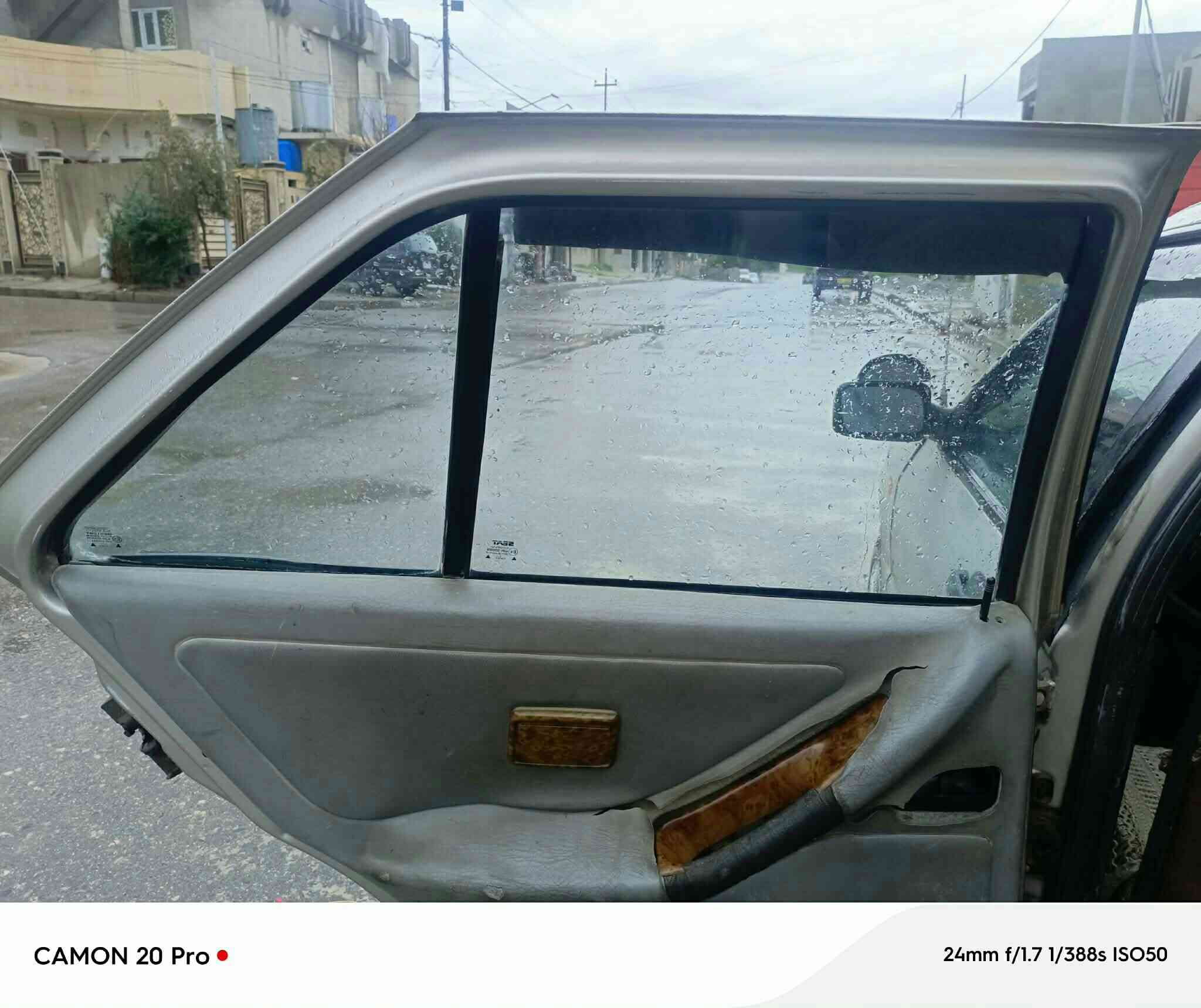 سلام عليكم 
باسات 1993 
محرك بي صرف ودينا ع فيتر عمرها بس ماضبطه ١٠٠٪
كير شرط 
رقم فحص نينوى ماشين بيها معامله شرط تحويل 
كهربائيات شغاله  
سعر ١٣ بي مجال بسيط 
مكاني موصل الايسر 
للاستفسار خاص او الاتصال ***********
