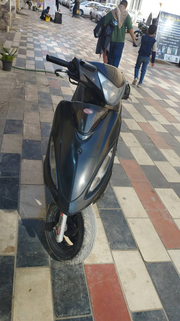 سلام عليكم من رخصت صاحب الكروب
دراجة كامكو جي فور 
دراجة شوفت عينك
شلعه او معدل يخبل 
نواقصه قليله 
بس اشاير
دراجة اكفلك محرك ما مفتوح
تواصل ***********
متوفر وتساب او ما سنجر سعر خاص بدون احراج
ال مو شراي ليتعبني ولا اتعبه ويكسر بسعر
