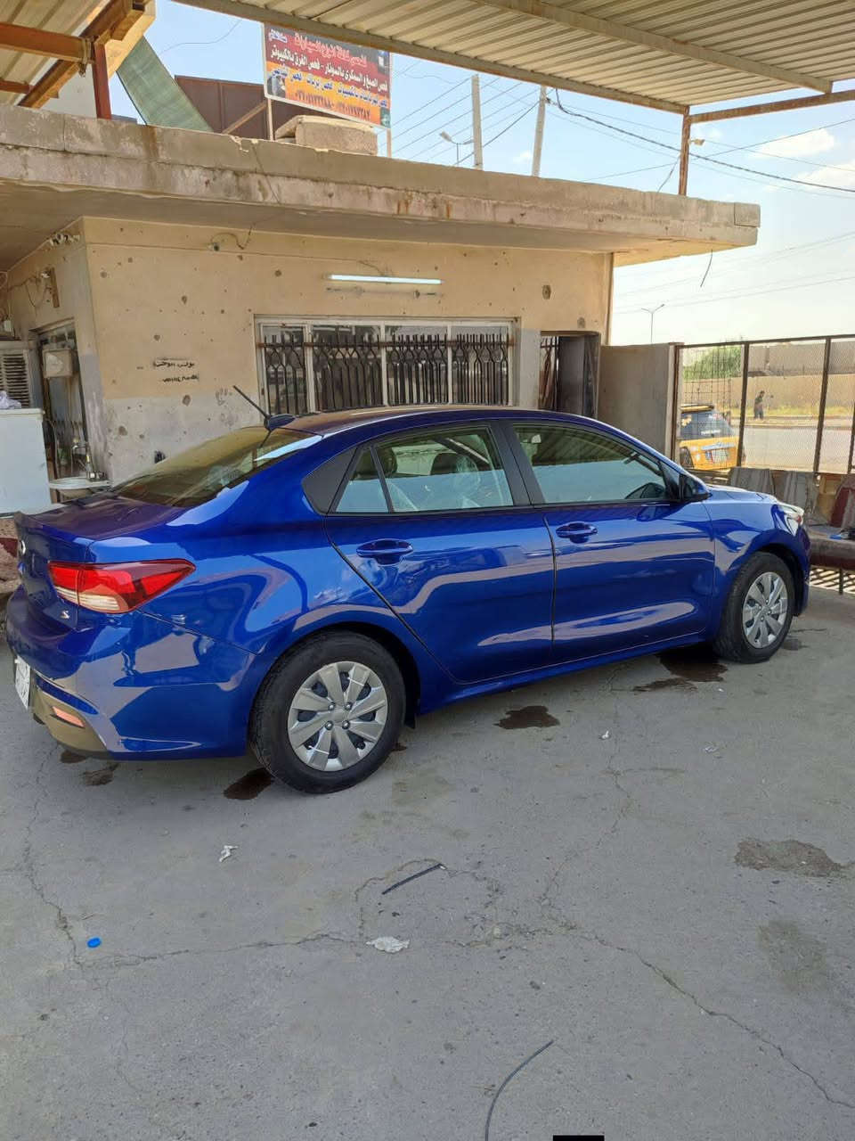 سيارة ريو موديل 2020 للبيع
مواصفات S 
اني الشرعي مال سياره  
السيارة بدون صبغ رقم اربيل
بارد بسيط جدا بالقبغ صندوك مايبين 
ماشيml 39 
كير مكينه شرط 
تبريد تدفئه كلو شركه 
وضعتين للقيادة سبورت وعادي 
تحكمات ستيريت جهتين
سيارة بلادي على وضع الشركه 
للاستفسار 👇
***********
