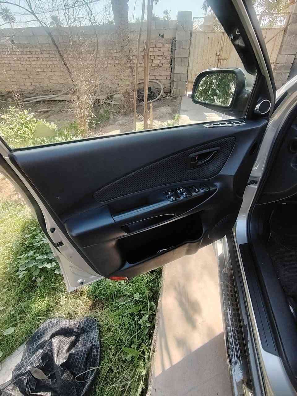 سلام عليكم توسان ٢٠٠٩
رقم بغداد انكليزي
السياره جديده بعده عله وضع الشركه
من دسك وقايش والئ اخره شركه ممبدلات بلاد
ماشيه ٦٣ الف
سبير منازل
وكلها شغاله مابيه اي نقص
غير متواجد عل فيس
*********** مكان ديالئ الخالص هبهب
