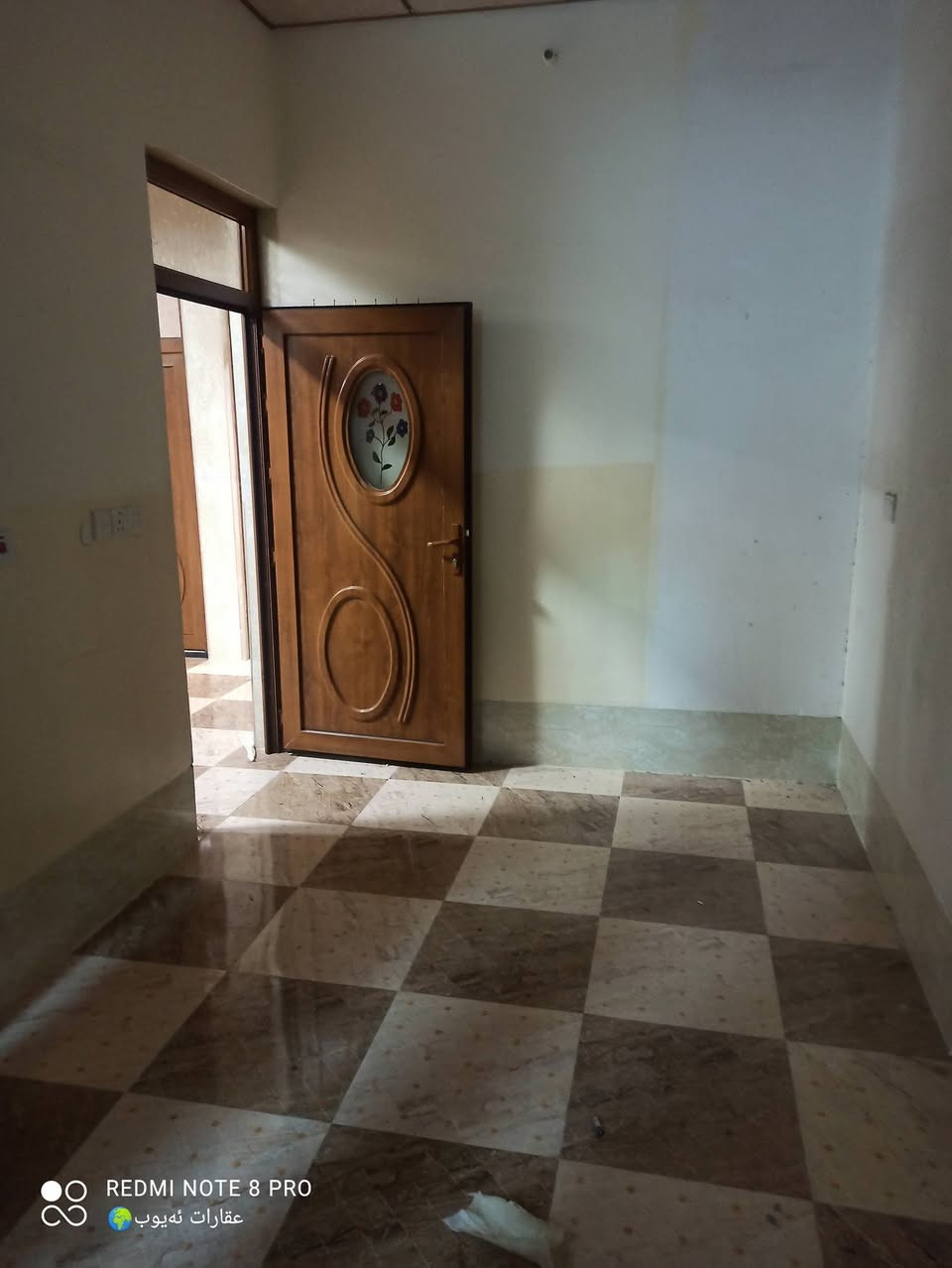 هـــــــات هــــــــات هـــــــــات 🌷

کــــــــرێ   کــــــــرێ  کـــــــــــرێ

ئـەم خـانووە بــــــۆ کـــرێ لــە کـەلار گـەڕەکـی گازینۆ(گـۆران) ڕوبەری 160متری سەربەخۆ نزیک جادەی قیرە فول کـاشـیە کـامل🏃🏃

ز.م*********** ئـــــــــەیـــــــــوب عـــــــقـــــــــارات🙋🙋
