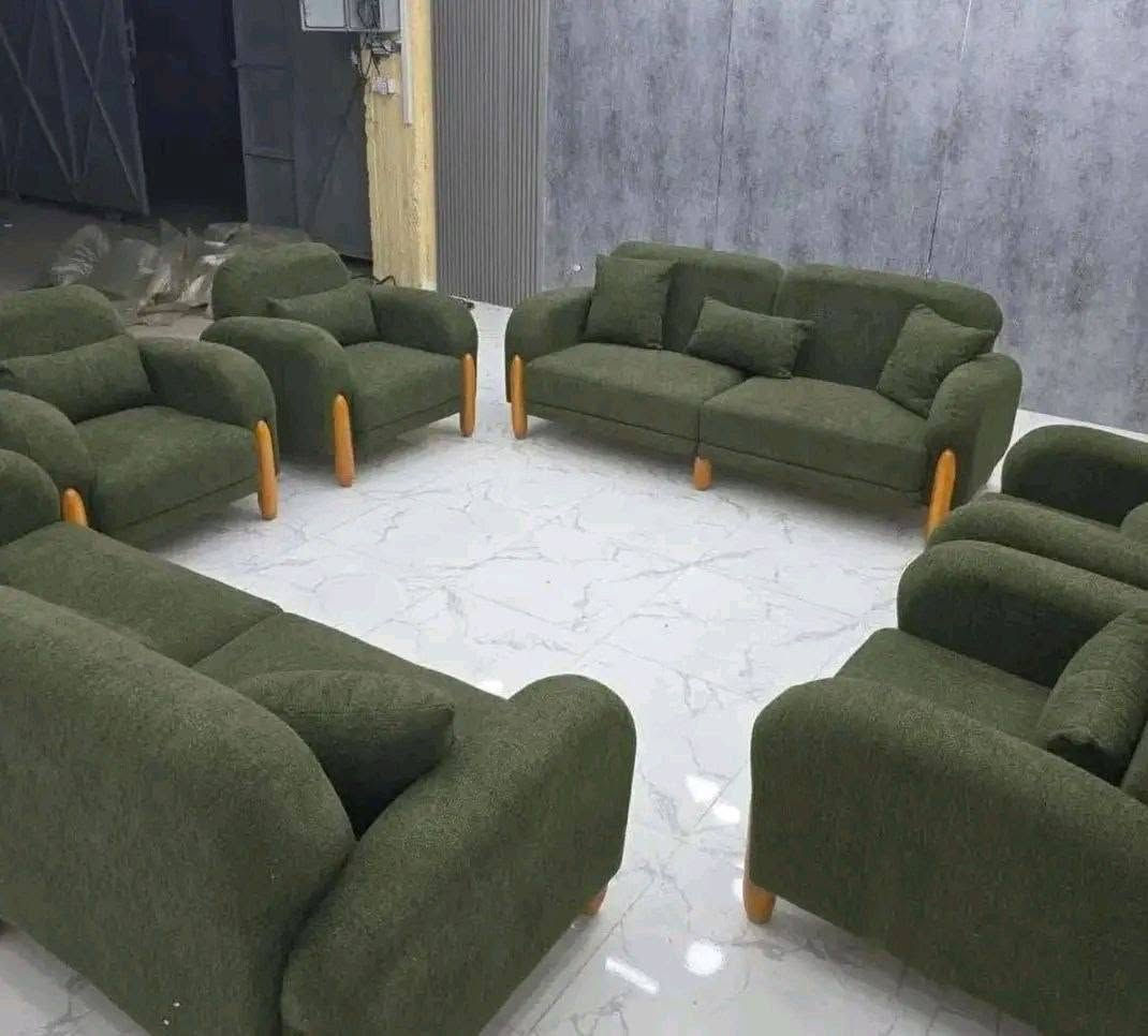 عرض مستمره😍بس يمنا تلكاها
موديل 🐼باندا

تخم عراقي مودرن تركي عشر مقاعد خمس قطع 
10مقاعد975
9مقاعد 900
8مقاعد 825
7مقاعد 800
6مقاعد 750
5مقاعد 650

خمس قطع اثنين كبيرة ثلاثيه وحده وسط ثنائية و كرسيين مع كوشات عدد 6
جميع الالوان متوفره
توصيل داخل بغداد مجاني 
اطراف 15

القاعدة خشب كله بلوك 18مل
القماش خاولي  ثكيل او حسب الطلب متوفر انواع الاقمشه 
الاسفنج مميز اول  علو الاسفج 8سم 

❇️قياسات القنفات ❇️
190سم  القنفه الكبيرة ام ثلاث مقاعد 
150 سم القنفه الوسط ام مقعدين 
75 سم  الكرسي

العمق الكلي للتخم  75 سم عرض المقعد الصافي
ضمان حقيقي للامانه 5سنوات 

للحجز ارسل
 الصورة 
والاسم 
ورقمين موبايل
والعنوان
على الخاص
الي يريد طبله سعرها 50

التوصيل خلال 4ايام فقط


**إذا كنت صاحب هذا الإعلان وتريد حذفه لأي سبب، رجاءا أرسل رسالة إلى الدعم الفني**