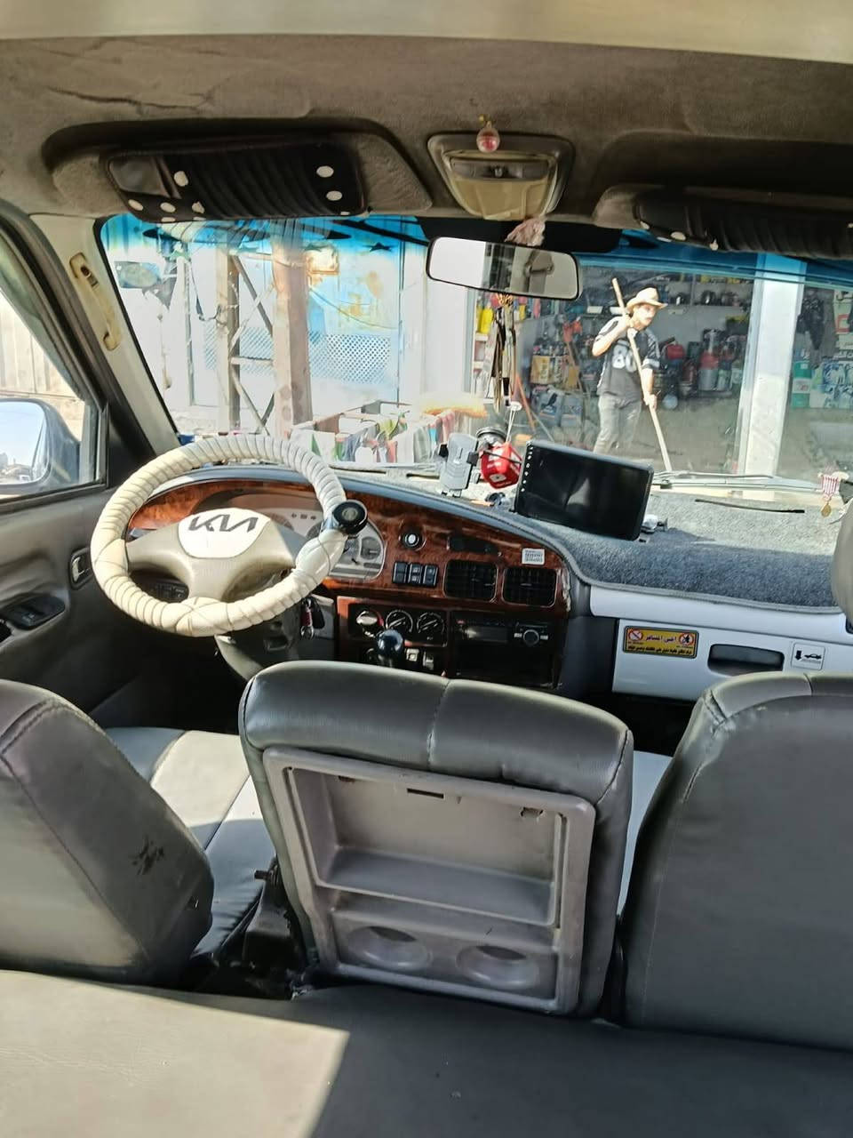 سلام عليكم كيا بريجو لبيع سنويه 31 سياره مكفولة من دعاميه لدعاميه جديده بمعناء كلمه كلو شرط هزه جديد شرعي اني سياره احلى من صوره استفسار اتصل على ارقام ،،***********,,,, *********** خاص مقفل
