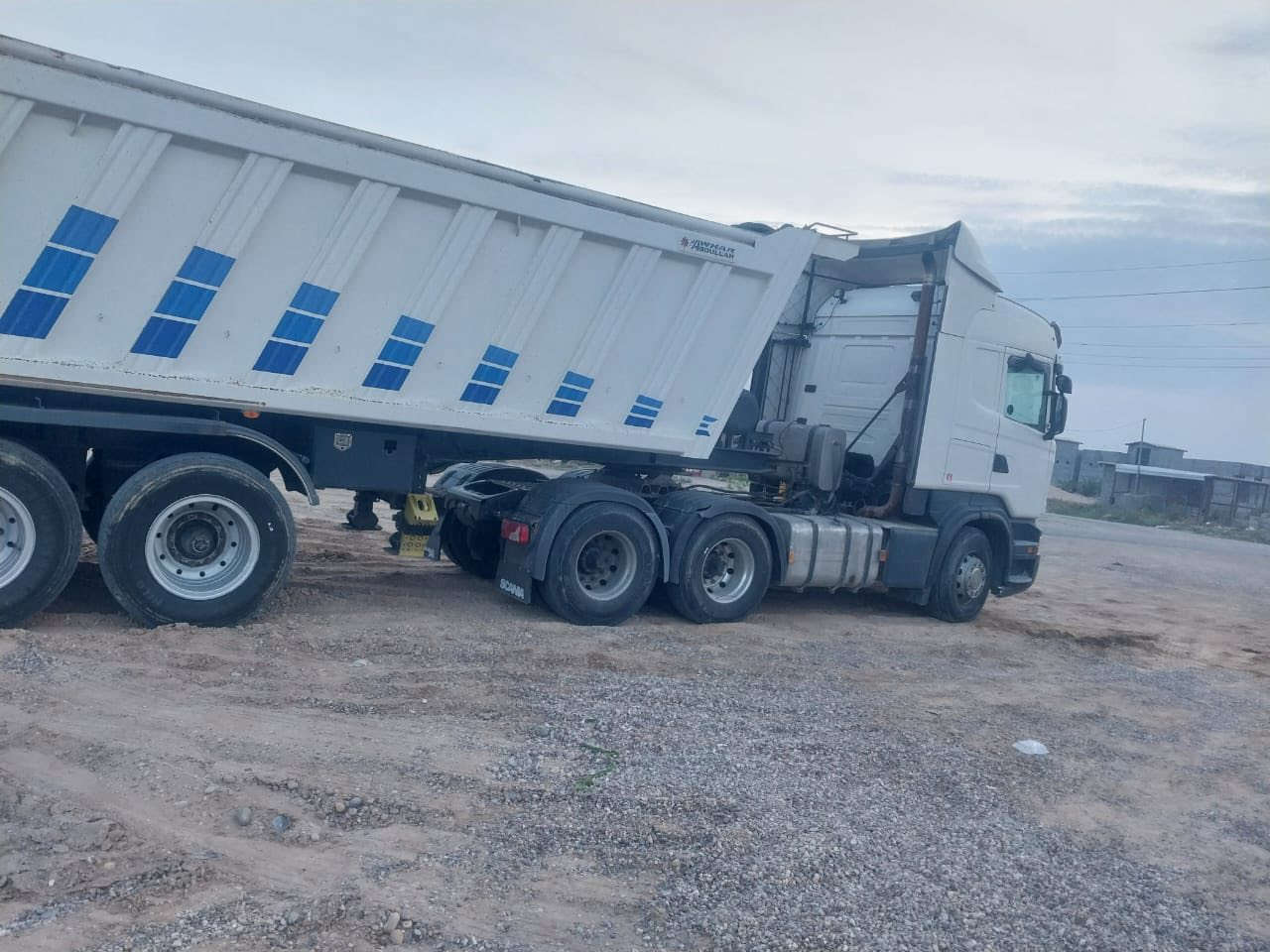 للبيع عربانه عبد الله جوهر ٢٤مكفوله ***********
