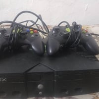 هاي بليات عندي بلي اكس بوكس ٣٦٠مايشتغل وعندي بلي اكس بوكس اصدار قديم و...