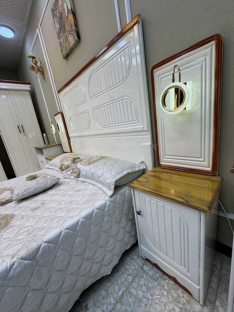 جديدنا جديدنا 🔥🔥🔥 
غرفه نوم عراقي بتصميم تركي 

🔅تفاصيل الغرفة المرمري  ....

 خارج ٤ملم ام دي اف 🔺
وداخل صاج ٣ملم 
صبغ حراري  درجة اولى 

عدد القطع  ٧ قطع 😍
🔺1 //جرباية  قياس  ١٦٠ × ٢٠٠ 
🔺//ميز جانبي ايسر قياس ٥٠
🔺2// وميز  جانبي  قياس ٥٠
🔺3// زاوية ارتفاع مترين عرض ٨٠
🔺4// وميز بلازمه  
🔺5//وميز مراية ارتفاع مترين عرض ١٢٠
🔺6// وكنتور ٦ باب  ارتفاع مترين و١٥ طول ٣ متر و١٥

القطعه الثامنة حسب الطلب شازلون
للطلب والاستفسار مراسله الصفحه 
متوفر خدمه توصيل لكل المحافظات 🇮🇶🇮🇶🇮🇶


**إذا كنت صاحب هذا الإعلان وتريد حذفه لأي سبب، رجاءا أرسل رسالة إلى الدعم الفني**