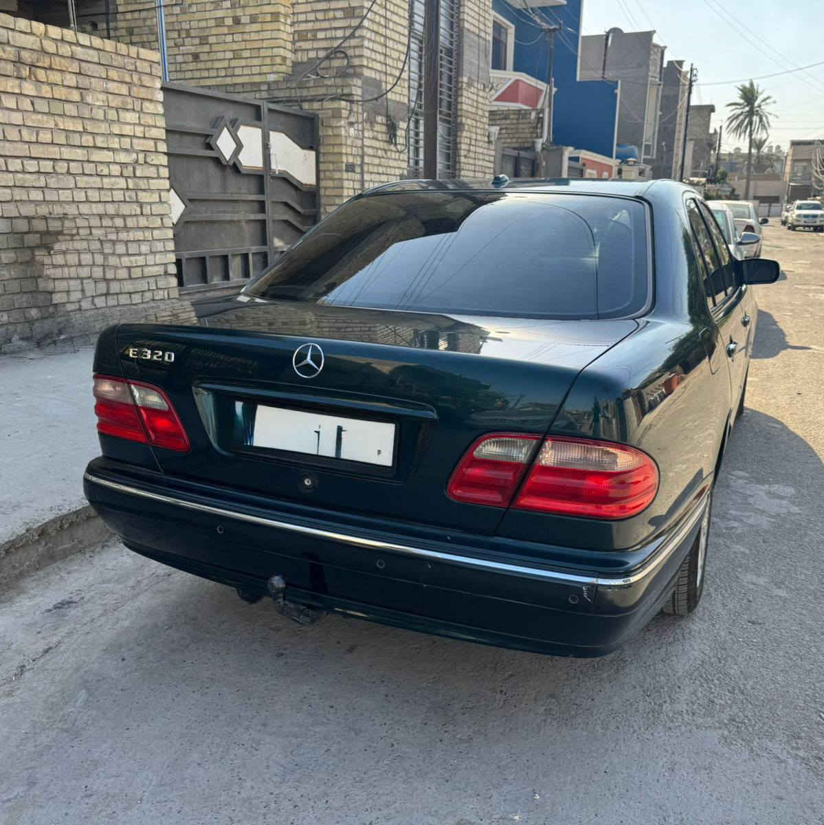 مرسيدس E320 ام عيون
207000
كير و محرك مكفول 

ادوات بلا أوراق بلا  قم (حديده)

جاملخ اليمين الأمامي زنجار

***********
