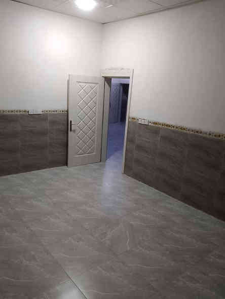 دار للأيجارمساحة/200/متر الطابق الأول فقط 
عنوان: القادسية الثانية تقاطع أبو خطاب 
محتويات الدار: استقبال،ومطبخ،وهول،وغرفتين نوم،وصحيات
مواصفات: سيراميك،وسقف ثانوي 
ايجار الدار:٤٠٠ ألف قفله مطلوب عائلة موظفة حصراً 
للاستفسار مراجعة مكتب النورين للعقارات والمقاولات أو الاتصال على الارقام التالية:***********واتسأب
