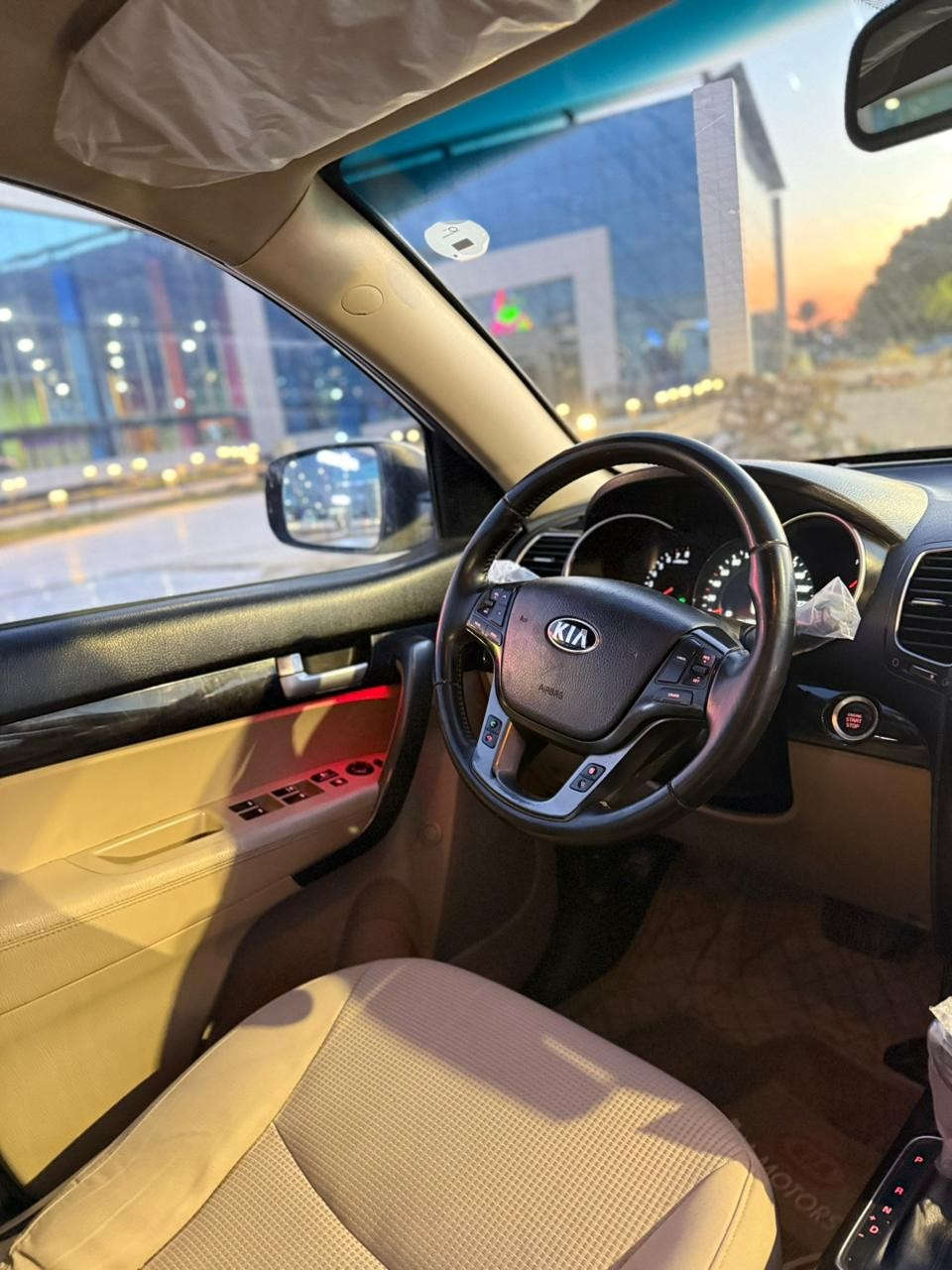 للبيع كيا سورنتوو 2015
خليجيه مكفوله منل ضربه والصبغ  

السياره كولش جديده وجاهزه من كولشي

محرك4 سلندر 2400دوش
 
بصمة

تبريد 3 قطع منفصل

كشنات  بيجي  (7 راكب) 

بردات جانبيه اصليه

داخل صاج ملكي 

دركه صاج مع خياط تغليف ايضاً

تحكمات ستيرن جهتين حاكيه اتصال بلوتوث

حساس امامي خلفي 

شاشه كبيره لمسس مع كامره ايضاً

ويل كب حجم 19 بلادي مع تخم تاير جديد

حاجب لايت 

السعر 171ورقه وبيه مجال

مكاني كربلاء 

***********

***********
