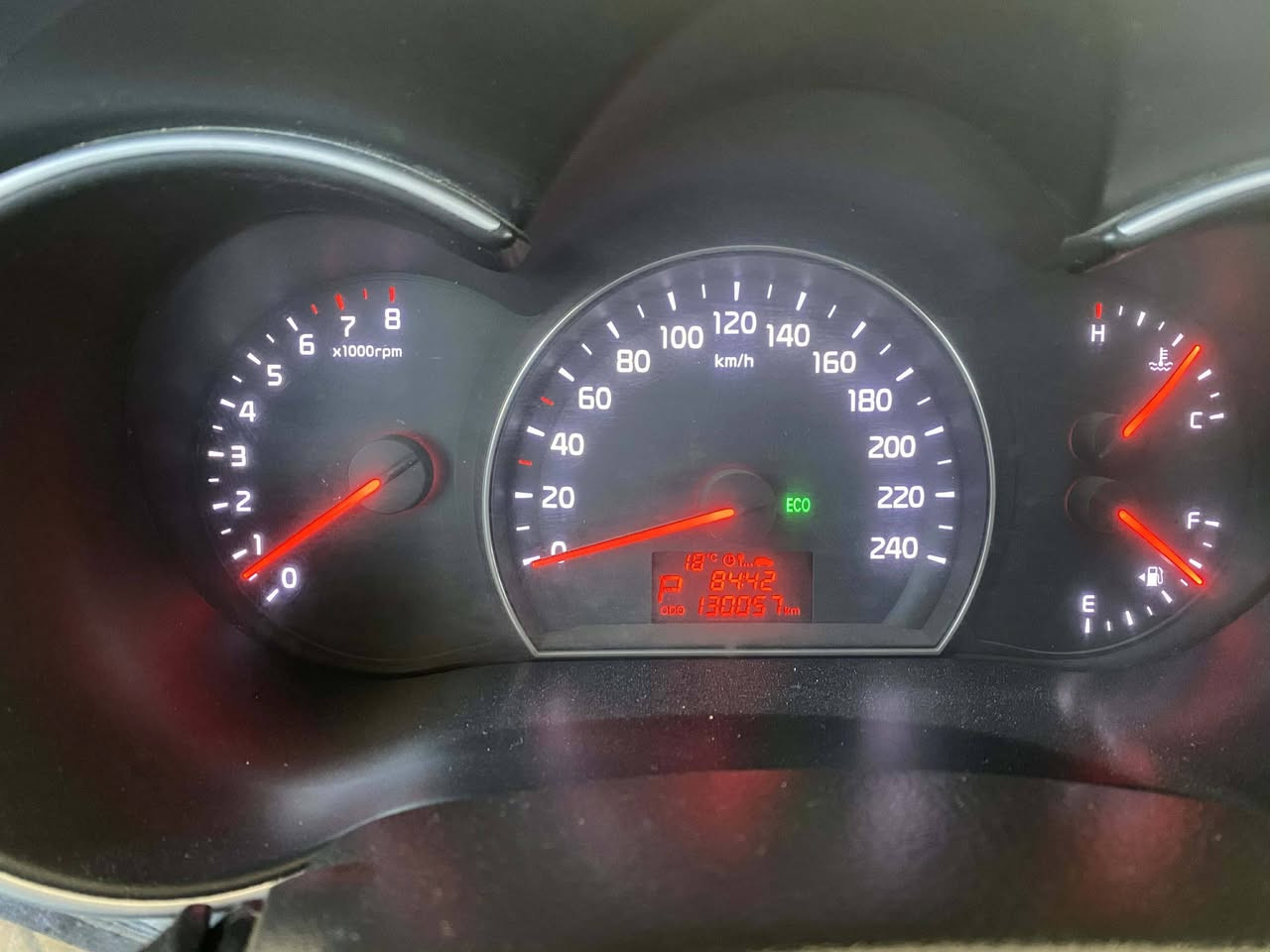 يا الله السلام عليكم سورنتو للبيع او مراوس موديل 15 ماشيه 130 كير ومكينه مكفول 3 قطع تبريد *********** السعر 204
