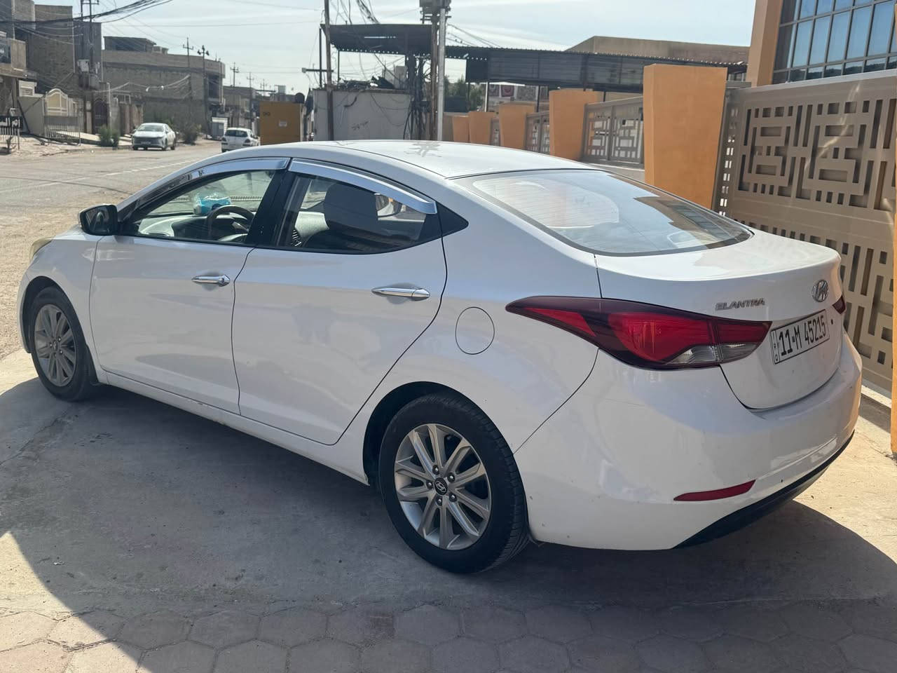 #_للبيع_فقط 🚘
———————————————— 
هونداي النترة 2015 خليجي رقم بغداد بسمي مكفوله من الحادث بيهه صبغ شبر بالجاملغ وربع دوسه   سونار مرفق سلايد روف اشاير بالمري  شاشه اصليه كامرة تحكم جهتين كشنات جلد السيارة نضيفه جدا من الداخل والخارج 
—————————————————————
#_السعر / 132 ورقة💰و بي مجال
#_للاستفسار / ☎️ ‭‬ ***********
                         ☎️***********
#العنوان / بغداد المحموديه    
——————————————— بغداد, العراق
