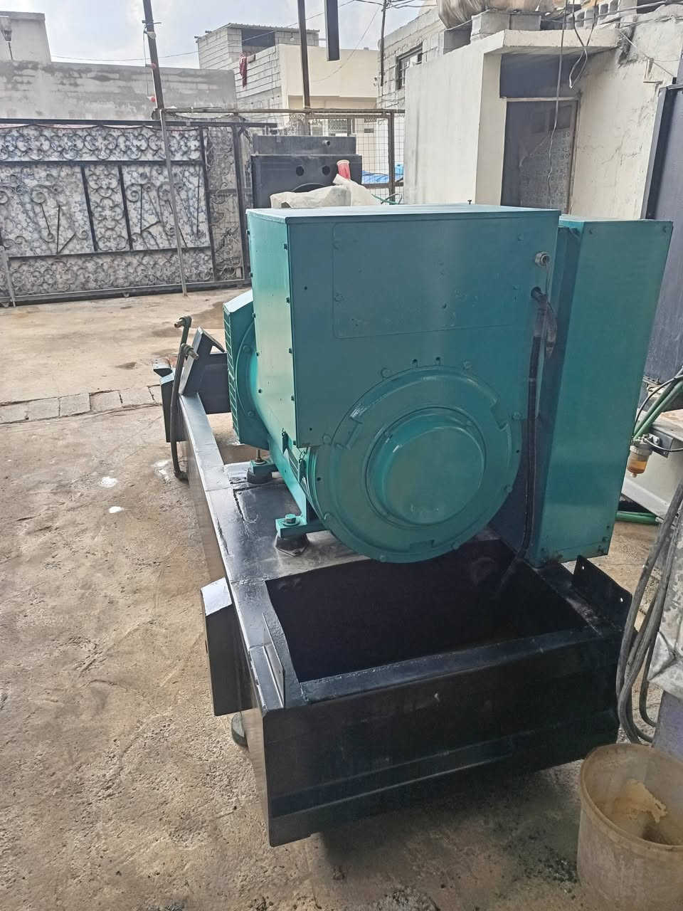 للبيع راس توليد مع شاصي ستامفورد استندر 350 كيفي بلادي ماملعوب بيها قاطع سيتي داير 51  شاصي عالي نضافة فول السعر 35 مكانه ديالى ***********
