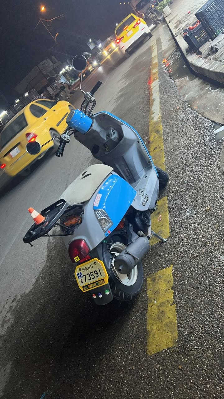 سلام عليكم دراجه للبيع بوليس مكفوله كفاله عامه مكان الحريه رقم ***********
