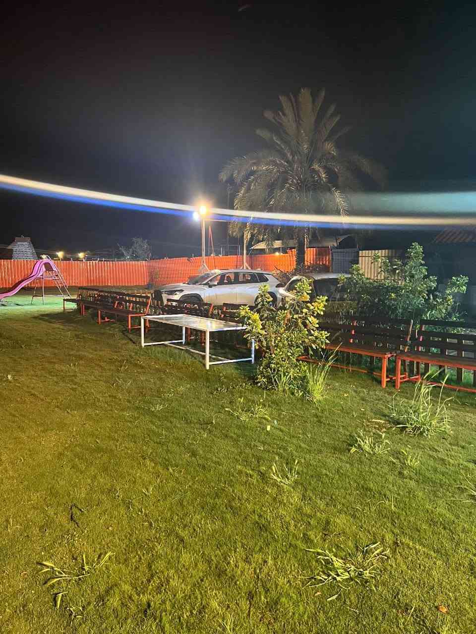 🚨 لا تضيع وقتك تدور مكان مناسب... راحتك ولمّتكم بمكان واحد! 🌴✨

 مزرعة المصطفى جاهزة تستقبلك 🤍

☀️ الشفت النهاري: من 9 صباحاً إلى 6 عصراً

🌙 الشفت الليلي: من 8 مساءً إلى 8 صباحاً

💰 الأيام العادية: 75 ألف دينار

💰 الخميس والجمعة: 100 ألف دينار

🔥 أجواء مميزة للشوي والجلسات ولمّة الحبايب.

📩 للتواصل/
***********
