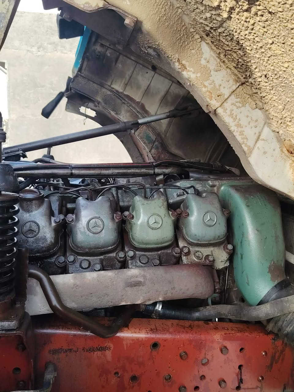 ياالله السلام عليكم ورحمة الله تك للبيع موديل ٧٥ شاصي وقماره مابيهن صبغ مكينه ٨ كير ٢٥ أكسل جيف شاصي كله براجيم رقم أنكليزي مداور مباشر مكان بابل الحله رقم التلفون *********** غير متواجد على الفيس مكلف بنشر
