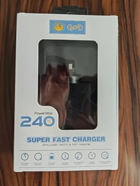 شاحن ٢٤٠ واط • توصيل