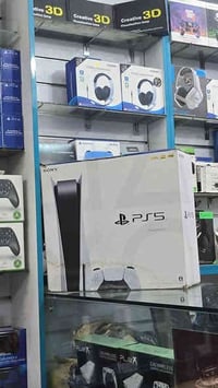 بلايستيشن ٥ • قابل تهكير • نضافه ٩٩%