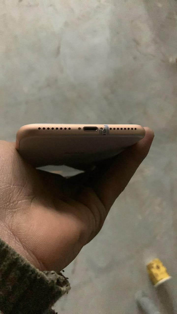 ‏iPhone ثماني ذاكرة 256 ‏مكان نجف بطارية 100    7881019050￼￼
