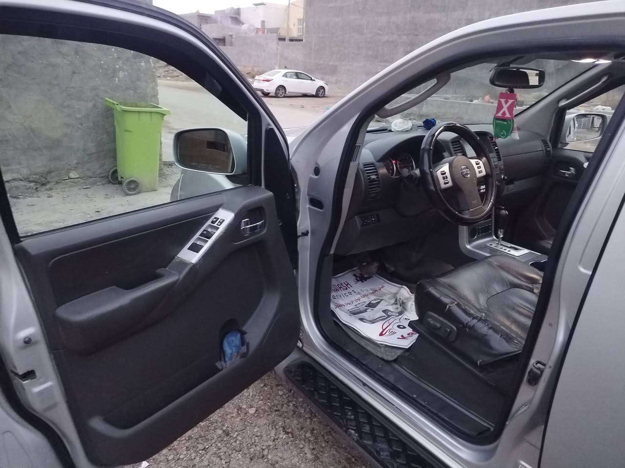 مواصفات LE
رقم أنبار
للبيع او مراوس حسب القناعه
تبريد 3 قطع ثلج كشنات جلد بلادي الامامي كهرباء سيدي جنجر+شاشه ديفدي دواسات بريك بانزين كهرباء كهربائياته كله شغاله بيه قطعتين صبغ بدون معجون ودواخل اثر جراد العنوان فلوجه السعر(105)وبيه مجال


**إذا كنت صاحب هذا الإعلان وتريد حذفه لأي سبب، رجاءا أرسل رسالة إلى الدعم الفني**