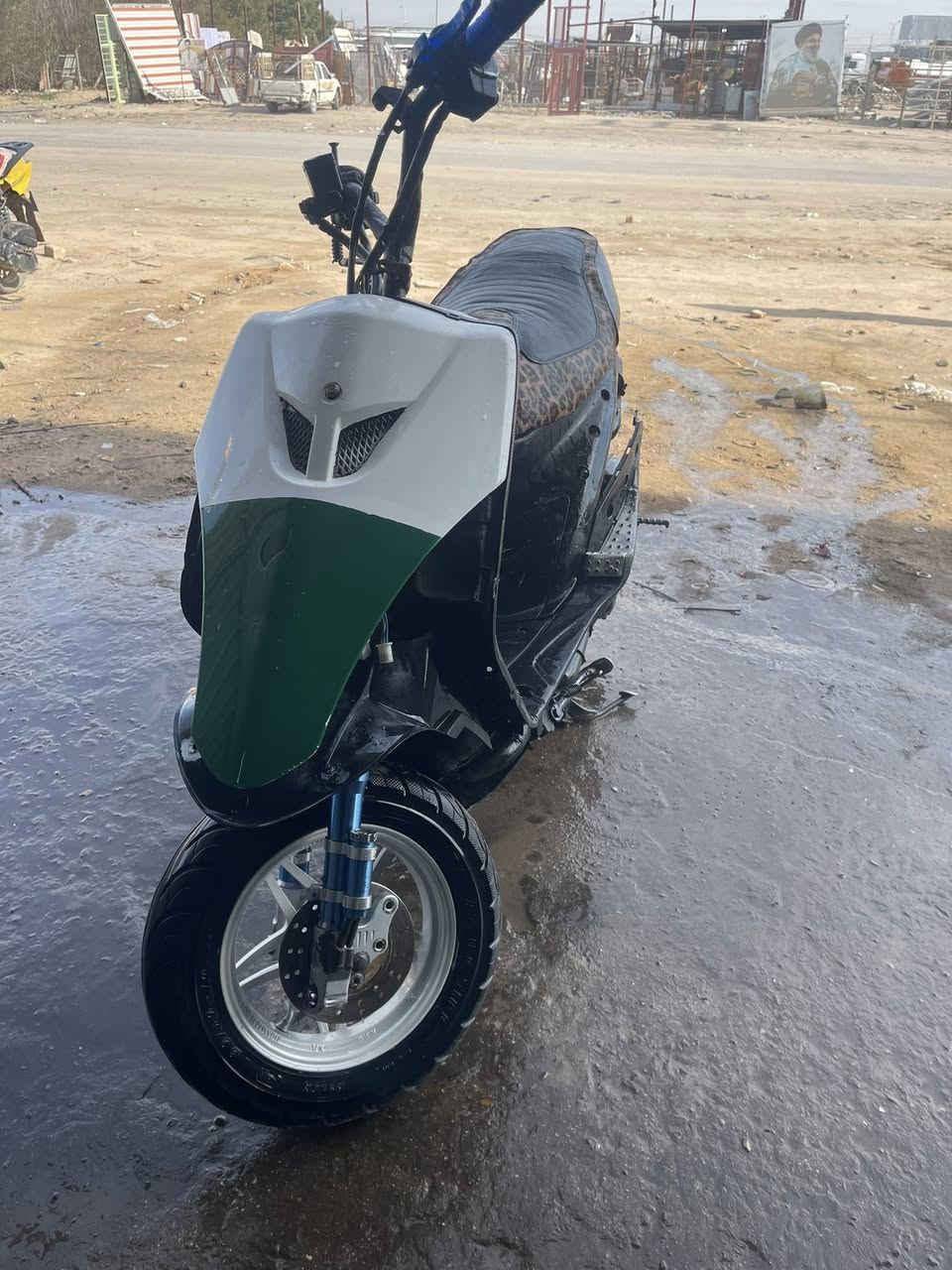 سلام عليكم

ماكس عدله للبيع حربيه مكينه 55 سعر خاص  ***********
