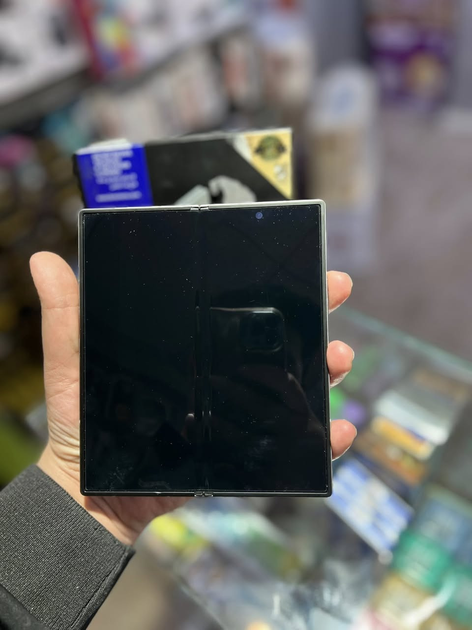 🔴سامسونك  📱Z Fold 6 5G   مستخدم جهاز فول نظافة وقوي بالالعاب ذاكرة 256 رام 12 شاشة سوبر امولد يجي ويا كارتونة و ضمان وكالة عين الفهد الوكيل الرسمي للشركة 
السعر مليون وستين وبي مجال بسيط 
الموقع📍 كربلاء شارع الامن الداخلي مركز الخزاعي مقابيل مثلجات البطريق￼


**إذا كنت صاحب هذا الإعلان وتريد حذفه لأي سبب، رجاءا أرسل رسالة إلى الدعم الفني**