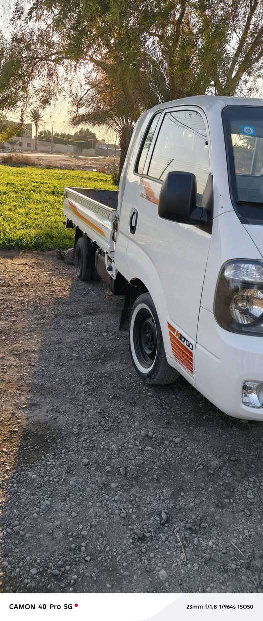 كيا بنكو 2700
موديل 2013
مكينه كير اكسل شخصي مكفول 
رقم واسط مشروع وطني سنويه لغايه 2029
مكفوله من الضربه والتبديل 
بيها صبغ بالبدي فقط
الشعر 105وبيها مجال 
مكاني بغداد 
الاتصال 
***********
