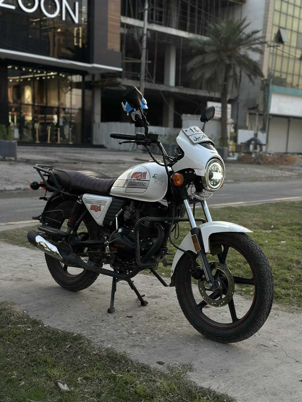 السلام عليكم دايوان موديل 25 مرقم تحويل مباشر
مكفوله كفاله عامه ماشيه 15 الف دشبول الكتروني
رايدهه ب1950 مجال قليل مكاني بغداد المنصور
*********** متواجد واتساب
