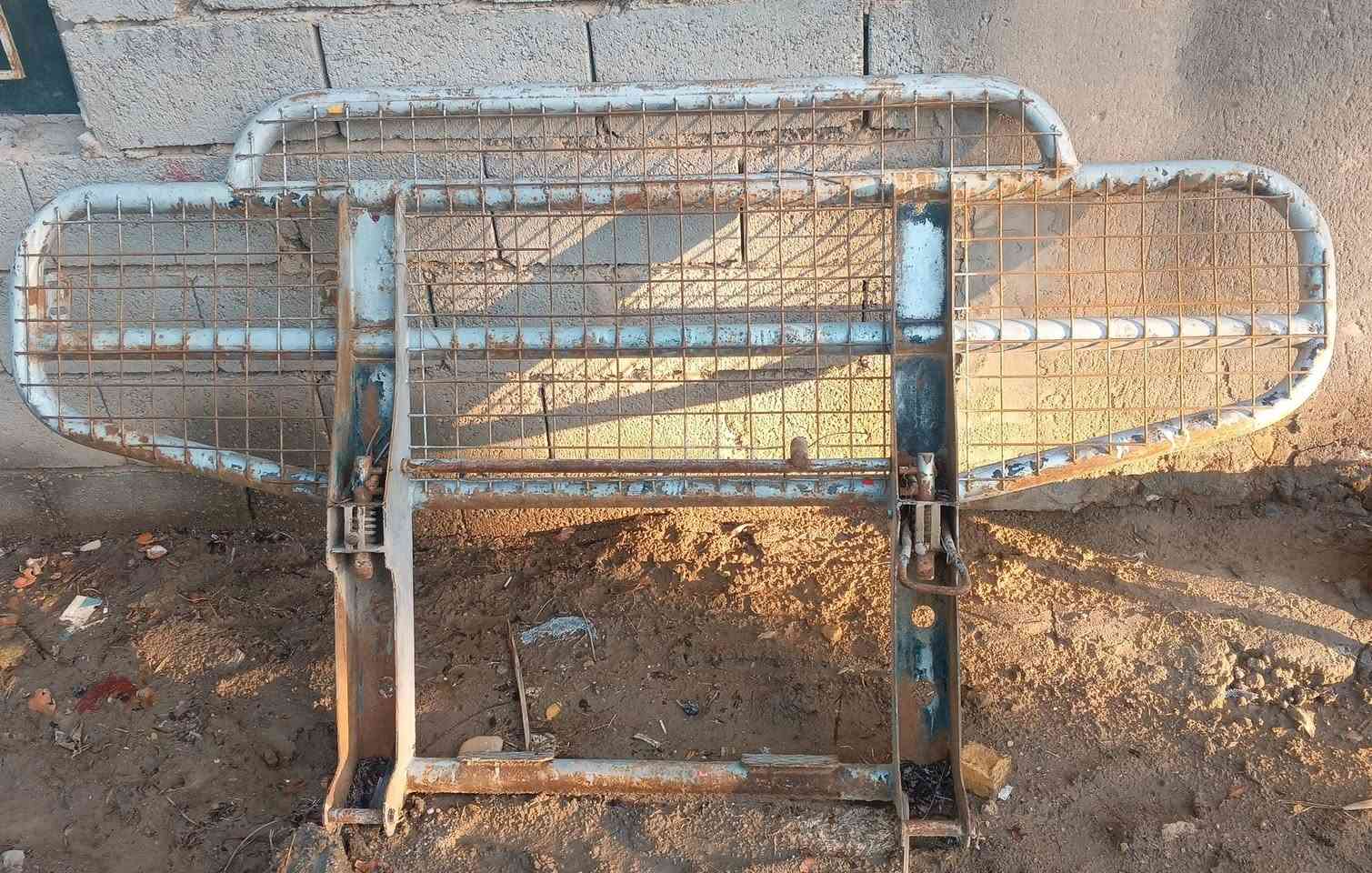 السلام عليكم
غراض البي ٧٥ للبيع للاستفسار ***********
المكان ذي قار - الشطرة
