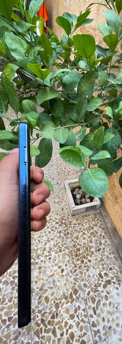 السلام عليكم 
موبايل TECNO POVA 5
ذاكره ٢٥٦
٢سيمكرت دبل
مبدل شاشه أصلي شرط 
لون نيلي💙
سعر250وبي مجال للطيبين
مكاني موصل 
التواصل خاص 
او الاتصال ***********وبي واتساب
