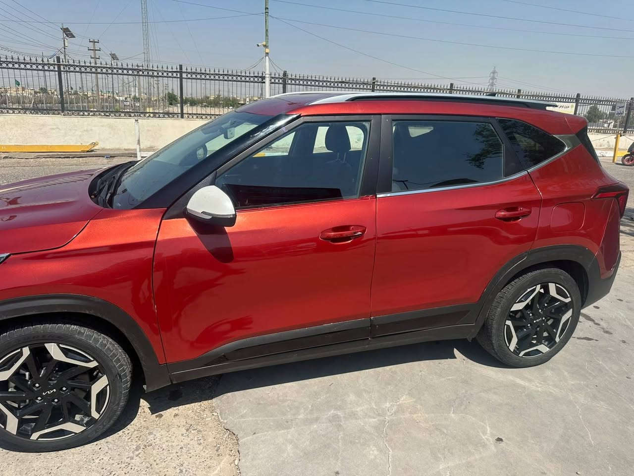 ***********  جديده جدا 
سلتوز ٢٠٢٤  امريكي 
بيها صبغ اماكن عله كدهن  كصت القماره وشويه بالبنيد  وبالباب  صور الحادث موجوده   بدون  دواخل 
كير محرك كفاله  جدد
ماشيه تقريبا ٢٥ الف 
فول مواصفات  عده الفحته 
سياره  جديده  
باسمي تحويل ثاني يوم 
اخوان سياره حادثها سطحي مو قوي 
بغداد الاعظميه 
سعرها  ١٣٨  ورقه 
اتصال فقط  مكلف بلنشر 
*********** شيخ مؤيد
