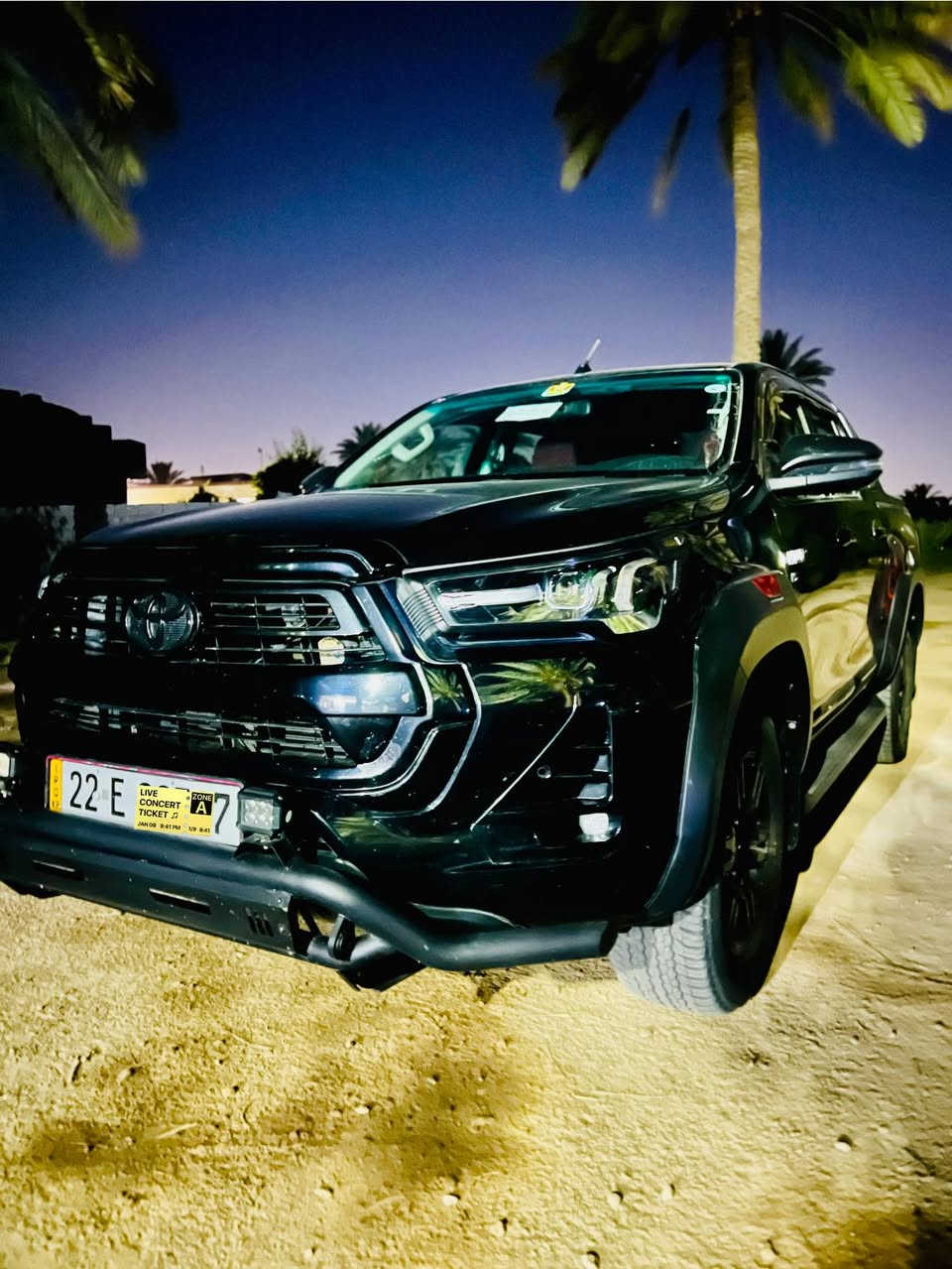 السلام عليكم تيوتيا هيلوكس (trd23)
أسود ملكي مكفوله كفاله عامة ساز معروفة 
مواصفات ساز 
الرقم أربيل دولي سنويه بسمي تحويل ثاني يوم 
السعر 365$
أستفسار أكثر أتصال بالرقم ***********
