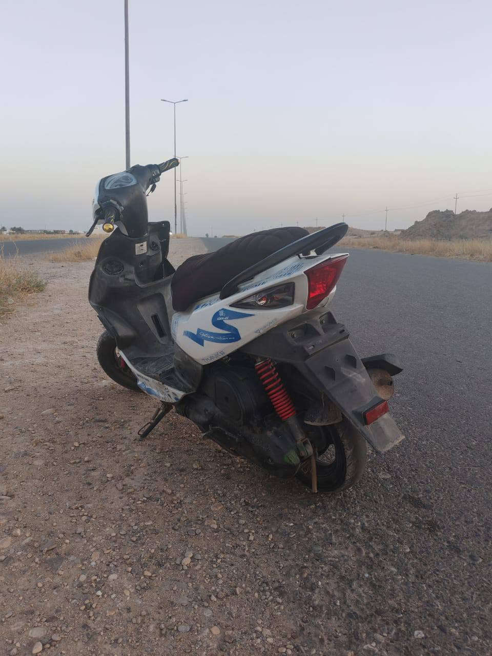 السلام عليكم ماكس مضلع للبيع  بلادي رمبه ناقصه بچم بس 
السعر 700 وبيه مجال 
للستفسار اكثر ***********

