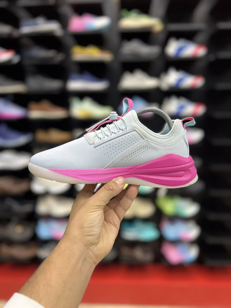 وكاله امريكيه Clove
السعر بلوكاله 165 دولار
ويمي غير ✌️😎

قياس 40.5 القدم 25.5
قياس 42.5 القدم 27
السعر 15

العنوان النجف ملحق الروان 
توصيل 🚚 محافظات 6 داخل النجف3 
*********** واتساب#
