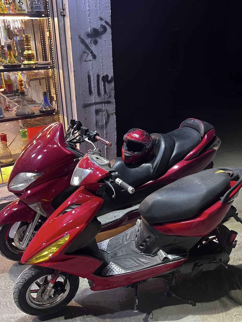 فورزه ٠/٨ دراجة جديده و مرتبه و مال جناي ، كلشي شغال ، بصمة الدراجة محرك 250cc كلشي جديد بيها الدراجة و نضيفه بشكل مو طبيعي ، مكان نجف ، بيع او مراوس ببطح كون نضيفه ، الدراجة عارضها ب ١٢٥٠ 
مليون و ميتين و خمسين ، بيها مجال بسيط ، للأستفسار 
‏***********
