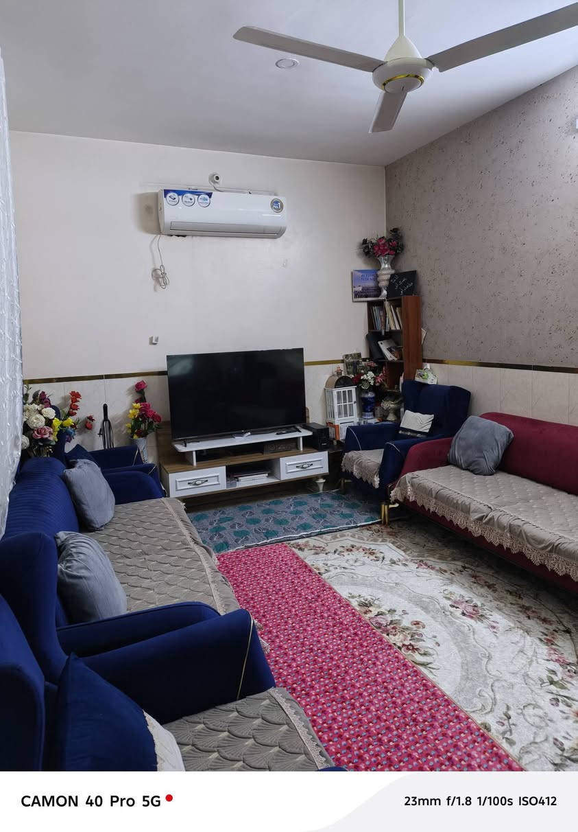 دار للبيع طابو صرف سكني
عباره عن وحدتين سكنيه معزولة تماما  للاستثمار أو سكن 
⛪⛪⛪⛪⛪⛪⛪
مساحة (90) متر 
واجه (6) متر 
نزال (15) متر
عرض الشارع (١٠متر ) 
السعر (310) مليون وبيه مجال 
بناء (2020) 
⛪⛪⛪⛪⛪⛪⛪⛪
يحتوي طابق الأرضي على صاله ومطبخ وخدمات ومنور وغرفة نوم 
طابق ثاني يحتوي على صاله و ثلاث 3غرف نوم ومطبخ ومخزن
وسطح ⛪
⛪⛪⛪⛪⛪🏚️🏚️🏚️🏚️
العنوان اعظميه صليخ الجديده فرع مطعم ابن سمينه ==================== 
يمكنكم إرسال عروضكم العقارية ( اراضي _ دور _ عمارات وكل ما يتعلق بالعقار ) ما عليكم سوى إرسال المعلومات برسالة واذا كان متوفر صور للعقار لعرضها في المكتب وعلى صفحتنا على الفيس والله الموفق
نسبة الدلالية / 1 /بل 100
====================
للاستفسار اكثر تفظل اتصل خاص بدون كتابه مكتب دلالية  للعقار


**إذا كنت صاحب هذا الإعلان وتريد حذفه لأي سبب، رجاءا أرسل رسالة إلى الدعم الفني**