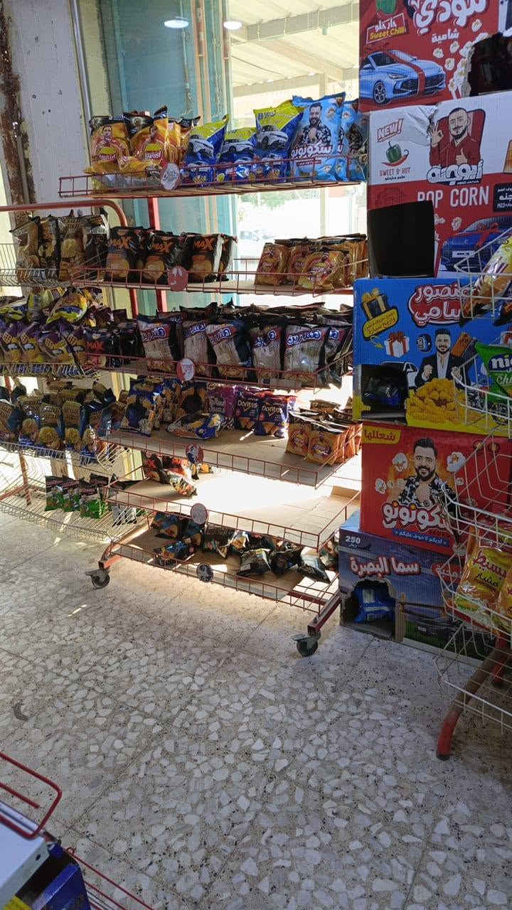 السلام عليكم اسواق للبيع اغراض للبيع
عارضات للبيع العنوان بصره حي الاصدقاء
للاستفسار‏‪***********‬‏
