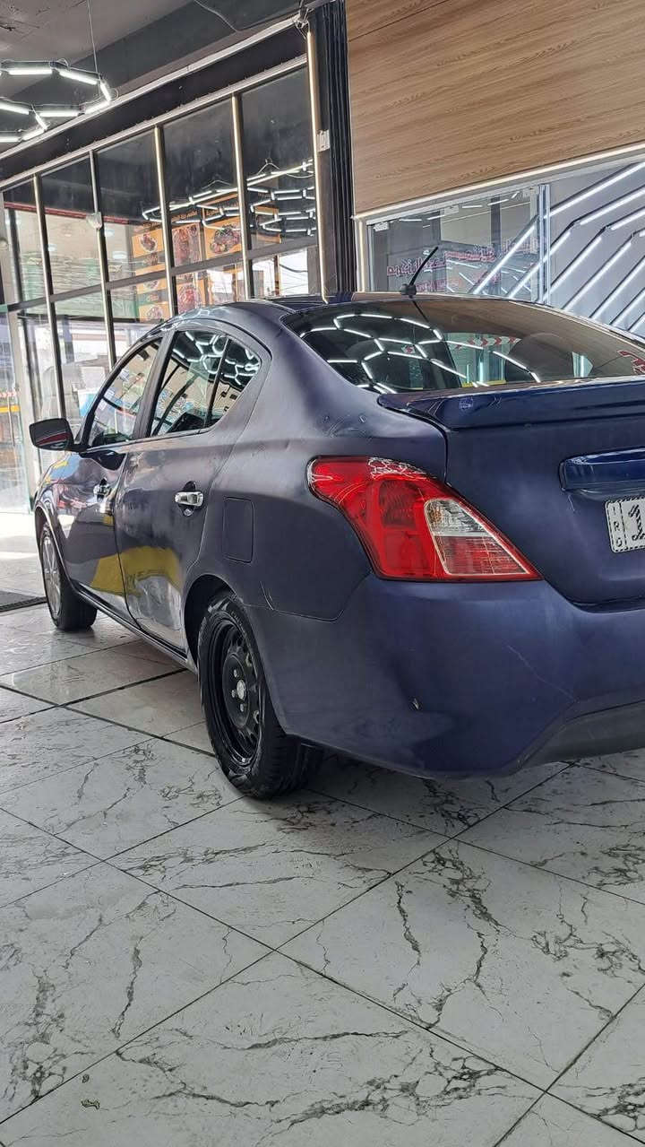 السلام عليكم 
للبيع نيسان فيرسا شكل السني موديل ٢٠١٨ 
سياره وارد امريكي خادثهه خلفي وبيهه صبغ جاملغ خلفي وقبق الجنطه 
مواصفاتهه جام كهرباء وتحكم سترين 
نقصهه صدر تعبان    
ماشيه ١٠٠ الف 
مكانهه بغداد ورقمهه بغداد باسمي 
السعر ٨٦ 
للاستفسار *********** بغداد, العراق
